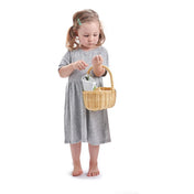 Fonott bevásárlókosár fa kiegészitőkkel Tender Leaf Toys TL8286