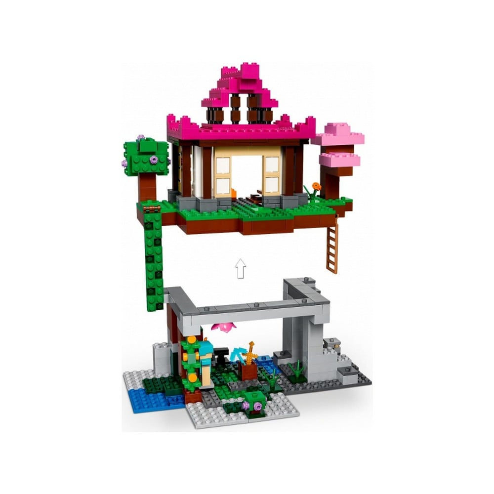 LEGO Minecraft A gyakorlótér 21183 534 darabos
